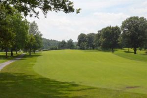 Loutre Shores Country Club, Golf Courses in Hermann, Missouri