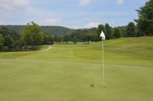 Loutre Shores Country Club, Golf Courses in Hermann, Missouri