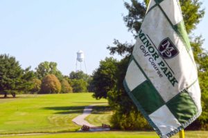 Minor-Park-Golf-Course,-Kansas-City,-MO-Flag