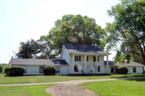 Wedgewood Country Club. Golf Courses in Cabool